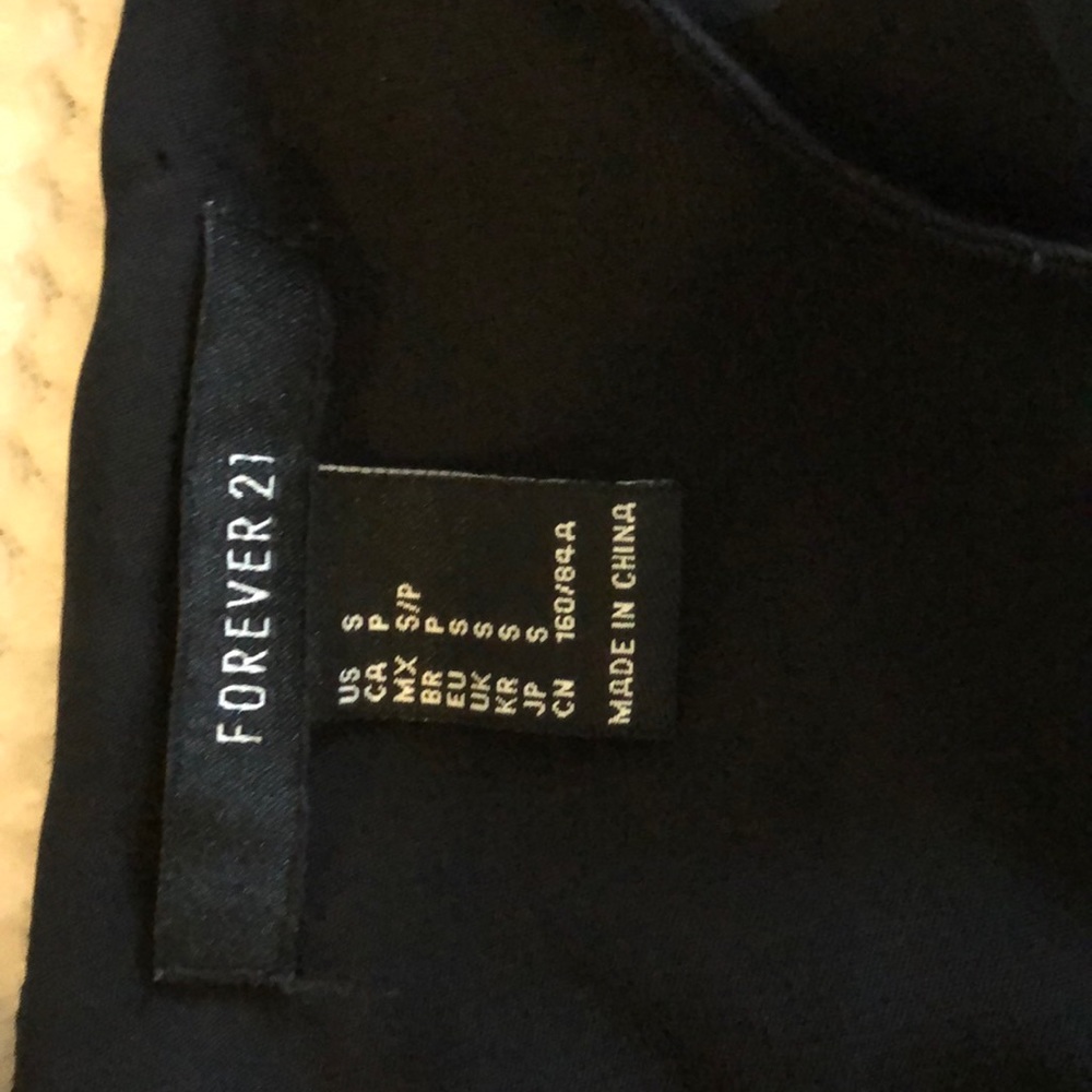 Tank - Picture 4 of 5